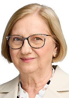 LISZKAI ERZSÉBET fényképe