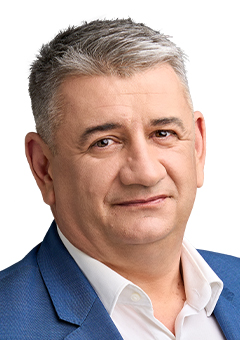 CSIGE TAMÁS fényképe