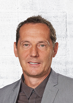 KRIZS NORBERT fényképe