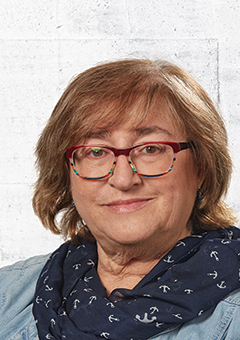 LOSÓ ÉVA fényképe