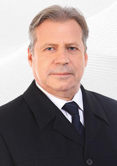 SZLOBODNIK LÁSZLÓ fényképe
