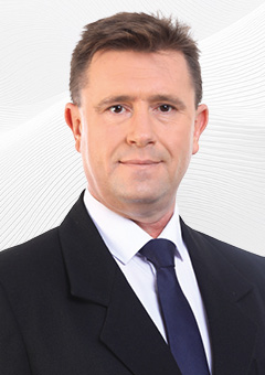 KÁRPÁTI ZOLTÁN fényképe