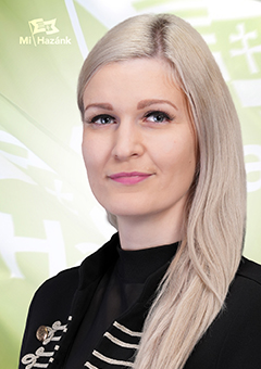 FISZTER ZSUZSANNA fényképe