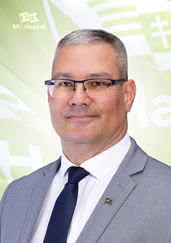 TIMÁR TAMÁS fényképe