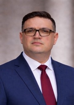 KŐSZEGI MIHÁLY fényképe